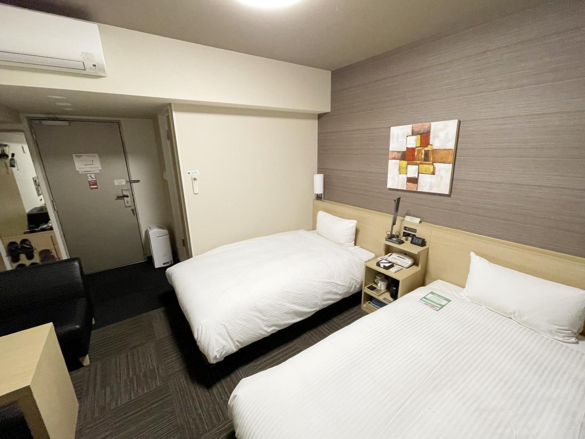 Hotel Route-Inn Osaka Takaishi -Hagoromo Ekimae- מראה חיצוני תמונה